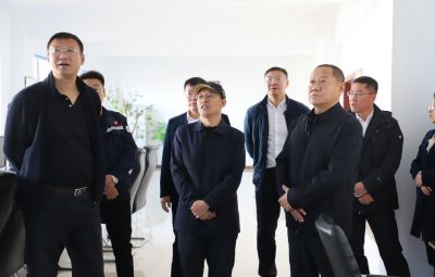 国度统计局黑龙江调查总队一行莅临九洲国际官网参观调研